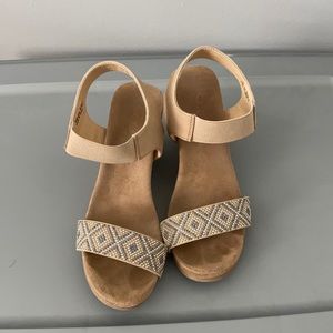 Tan Wedges